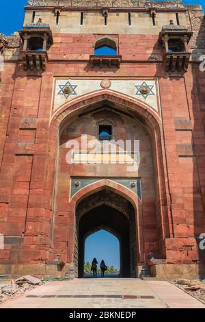 Porte de l'Ouest, Bara Darwaza, Purana Qila, Old fort, Delhi, Inde Banque D'Images