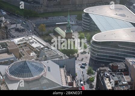 Tous les hivers par la Tour Church Tower place West vue aérienne des bâtiments Architecture Londres Skyline par Foster + Partners Banque D'Images