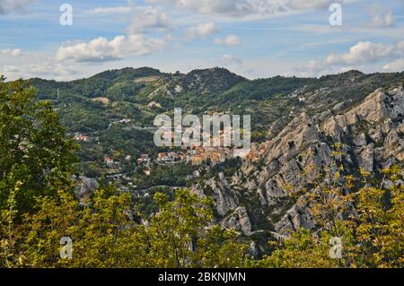 Vue panoramique de Pietrapertosa, à Basilicate, Italie Banque D'Images