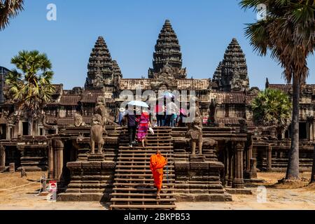 Visiteurs Ariive à Angkor Wat, Siem Reap, province de Siem Reap, Cambodge. Banque D'Images