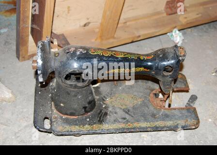 Des objets personnels abandonnés dans la ville fantôme de Pripyat, à l'intérieur de la zone d'exclusion de Tchernobyl en Ukraine Banque D'Images