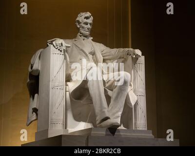 Photo prise lors d'une soirée d'été au Lincoln Memorial. Banque D'Images