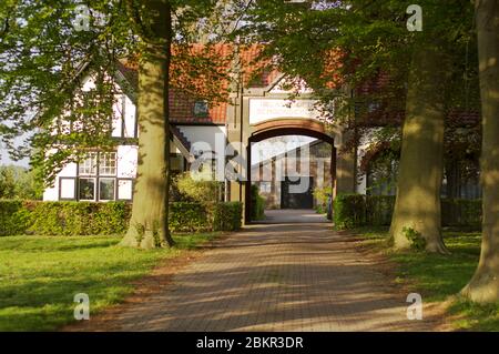 Elst, pays-Bas - 23 avril 2020 : domaine de Schoonderlogt, en 1944, pendant la bataille de l'île, cette ferme était un quartier général temporaire de la 506e Pa Banque D'Images