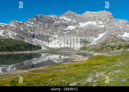 Suisse, Valais, trient, vallée de la Trient, lac Salanfe, lac Salanfe (1902m) avec la Tour de sel (3220m) en arrière-plan Banque D'Images
