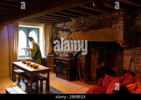 France, Morbihan, Trehorenteuc, visite du cachette de Merlin dans la forêt de Broceliande Banque D'Images