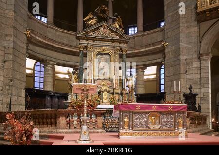 Italie, Lombardie, Milan, quartier Ticinese, intérieur de la basilique Saint-Laurent (Chiesa di San Lorenzo Maggiore) Banque D'Images