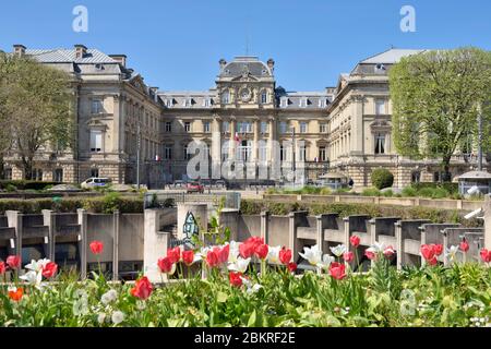 France, Nord, Lille, Covid-19 ou confinement du coronavirus, Préfecture Banque D'Images