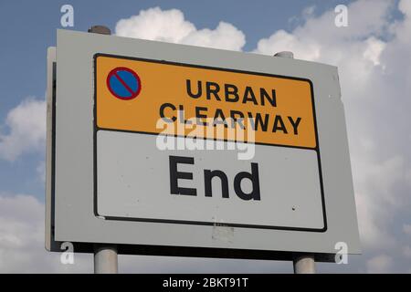 Panneau indiquant la fin de la voie de passage à Birkenhead Wirral août 2019 Banque D'Images