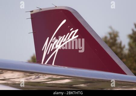 Glasgow, Royaume-Uni. 5 mai 2020. Photo : Virgin Atlantic (Ruby Tuesday) le Boeing 747-400 jumbo est mis à terre indéfiniment à l'aéroport de Glasgow pendant le confinement prolongé du coronavirus (COVID19). Virgin Atlantic a annoncé qu'elle gardera également ses activités fermées à Gatwick, ce qui aura des répercussions considérables pour d'autres compagnies aériennes et le sud de l'Angleterre. Crédit : Colin Fisher/Alay Live News Banque D'Images