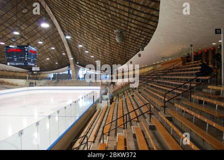 Ingalls Ice Rink Yale University 73 Sachem Street, New Haven, Connecticut, Etats-Unis par Eero Saarinen Banque D'Images