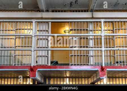 Ancienne cellule de prison d'Al Capone au pénitencier fédéral d'Alcatraz Banque D'Images