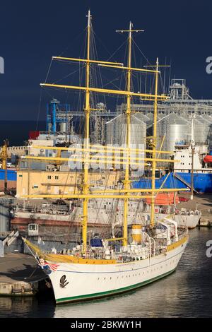 Bateau à voile de la marine roumaine Mircea, Constanta, région de Dobruja, Roumanie Banque D'Images