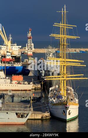 Bateau à voile de la marine roumaine Mircea, Constanta, région de Dobruja, Roumanie Banque D'Images