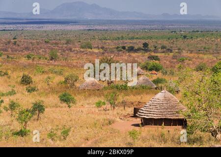Maison de village traditionnelle, Karamoja, Ouganda Banque D'Images
