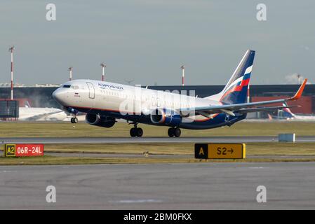 Le 29 octobre 2019, Moscou, Russie. Avion Boeing 737-800 Aeroflot - Russian Airlines à l'Aéroport de Sheremetyevo à Moscou. Banque D'Images