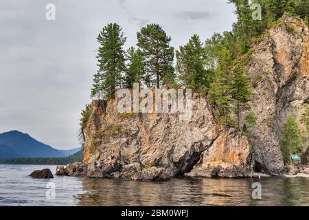 Lac Teletskoye, village de Yaylyu, République d'Altaï, Russie Banque D'Images