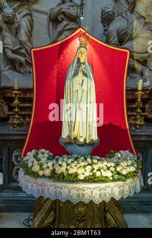 Rome, Italie - 10 02 2018 : l'intérieur de l'église Saint Agnese à Agon. Piazza Navona, Rome, Italie Banque D'Images