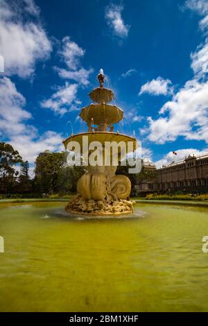 La fontaine Hochgurtel, en face du Royal Exhibition Building de Melbourne, a été conçue en 1880 par Joseph Hochgurtel, un immigré de Cologne, et Hhi Banque D'Images