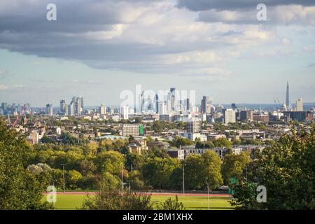 Vue sur la ville de Londres depuis Parliament Hill à Hampstead Heath Banque D'Images