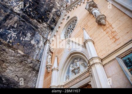 Sanctuaire de Madonna della Corona, Italie Banque D'Images