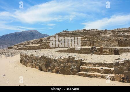 Ruines archéologiques de l'ancienne ville de Supe Caral, Pérou Banque D'Images