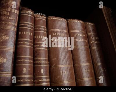 Livres italiens anciens Banque D'Images