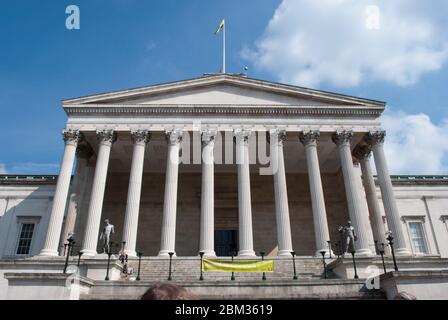 Cour néo-classique Quad UCL Wilkins Building, Gower Street, Bloomsbury, Londres WC1E 6BT par William Wilkins Banque D'Images