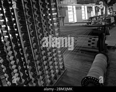 Machine à filage de coton, dans un moulin à coton victorien de Manchester, industrie du coton, Angleterre du Nord-Ouest, Royaume-Uni Banque D'Images