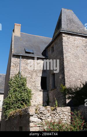 Ancienne maison typique dans la rue de la Loire Atlantique région Guérande en France Banque D'Images