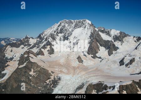 Vue aérienne du Mont Cook dans le parc national du Mont Cook, Nouvelle-Zélande Banque D'Images