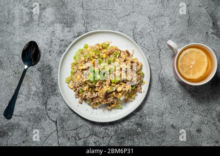 Riz frit au bœuf, riz frit à la chinoise Banque D'Images