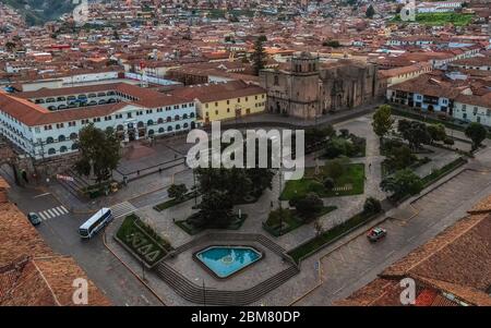 Vue aérienne de la Plaza de Armas à Cusco, Pérou pendant la quarantaine du coronavirus Banque D'Images