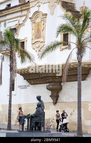 Sculpture & Eglise de Saint-Domingue, quartier médiéval, Cadix, Andalousie, Espagne, Europe Banque D'Images