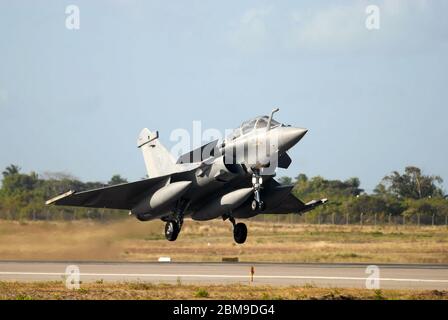 Natal, Brésil, 9 novembre 2010. Avion de chasse Rafale de la Force aérienne française à la base aérienne de Natal, dans le nord-est du Brésil. Banque D'Images