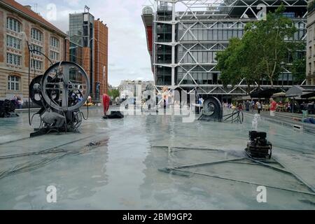 Fontaine Stravinsky au Centre Pompidou.Beaubourg.Paris.France Banque D'Images