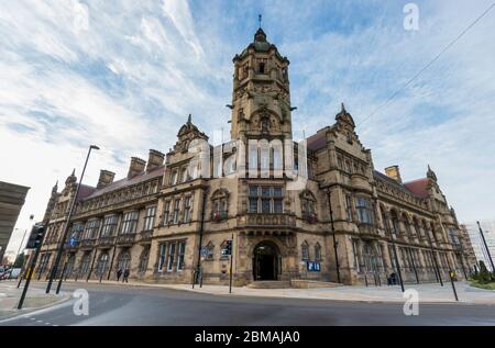 Vue extérieure de County Hall à Wakefield, West Yorkshire Banque D'Images