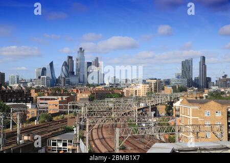 Ville de ville de Londres avec des immeubles de bureaux modernes. Banque D'Images