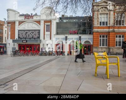 LONDRES- The ritzy Picturehouse à Brixton, un quartier animé dans le sud-ouest de Londres Banque D'Images