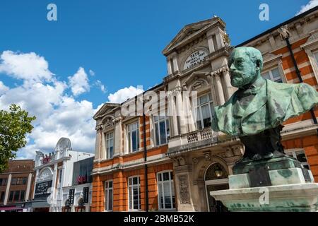 BRIXTON, LONDRES- : Bibliothèque de Tate de Brixton. Bâtiment dominant situé au centre de Brixton, dans le sud de Londres, à côté du cinéma et de Brixton Banque D'Images
