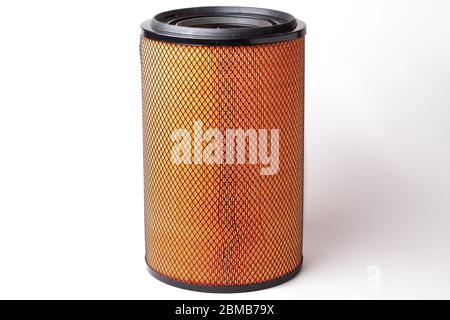 Filtre à air d'un chariot pour nettoyer le flux d'air des impuretés avant de l'alimenter dans les cylindres d'un moteur à combustion interne. Pièce de rechange pour sa Banque D'Images