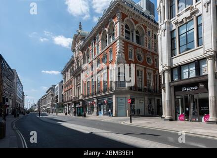 Oxford Street, Londres - déserté en raison de l'éclusage de Covid-19 Banque D'Images