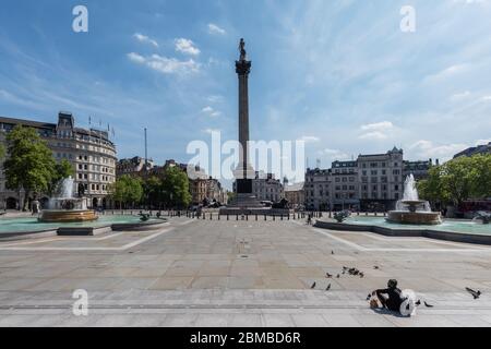 Trafalgar Square, Londres - déserté en raison de l'éclusage de Covid-19 Banque D'Images