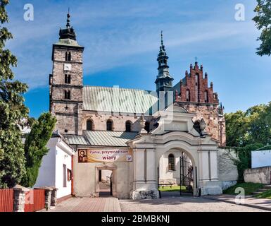 Collégiale de Saint Martin, XIIe siècle, style roman, à Opatow, région de Malopolska aka Lesse Pologne, Pologne Banque D'Images