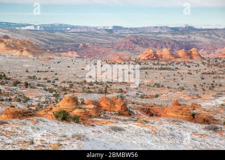 Teepes en grès sur le plateau de Paria, Vermilion Cliffs Banque D'Images