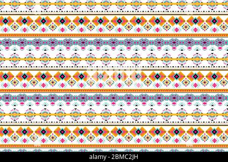 Art Tribal pattern. Motifs géométriques ethniques. Texture de fond répétant colorées aztèque. Illustration de Vecteur