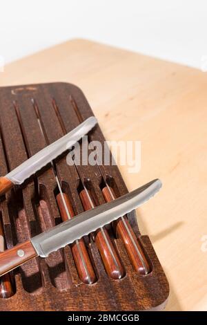 Un ensemble de couteaux américains de steak artisanaux vintage, USA Banque D'Images