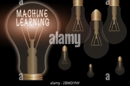 Note écrite montrant l'apprentissage de la machine. Concept d'entreprise pour donner aux ordinateurs la possibilité d'être enseignés avec des données Banque D'Images