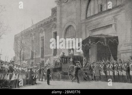 Espagne. Madrid. Regencia de María Cristina de Habsburgo. La Apertura de las Cortes en el Senado. Llegada de SS. MM. los Reyes (María Cristina de Habsburgo-Lorena y su hijo Alfonso XIII) al Senado. Fotograbado por Laporta. La Ilustración Española y Americana,30 de abril de 1898. Banque D'Images