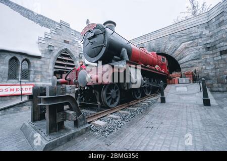 Poudlard express en hiver au parc à thème Harry potter, Japon Banque D'Images