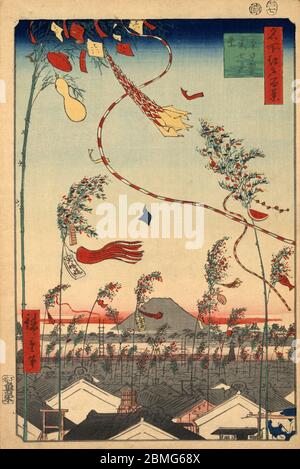 [ 1850 Japon - Festival des étoiles de Tanabata ] — décorations pour le festival Tanabata Matsuri à Edo (Tokyo actuel), 1857 (Ansei, 4). À l'arrière, vous pourrez voir le château d'Edo et le Mont Fuji. Cette impression en bois est l'image 73 dans une centaine de vues célèbres d'Edo (名所江戸百景, Meisho Edo Hyakkei), une série créée par l'artiste ukiyoe Utagawa Hiroshige (歌川広重, 1797–1858). C'est l'une des 26 scènes d'automne de la série. Titre: La ville florissante, le Festival Tanabata (市中繁栄七夕祭, Shichū han'ei Tanabata matsuri) 19ième siècle vintage Ukiyoe gravure de blocs de bois. Banque D'Images